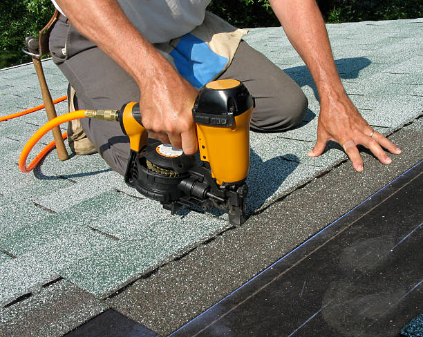 Best Best Roofing Contractors  in Caro, MI